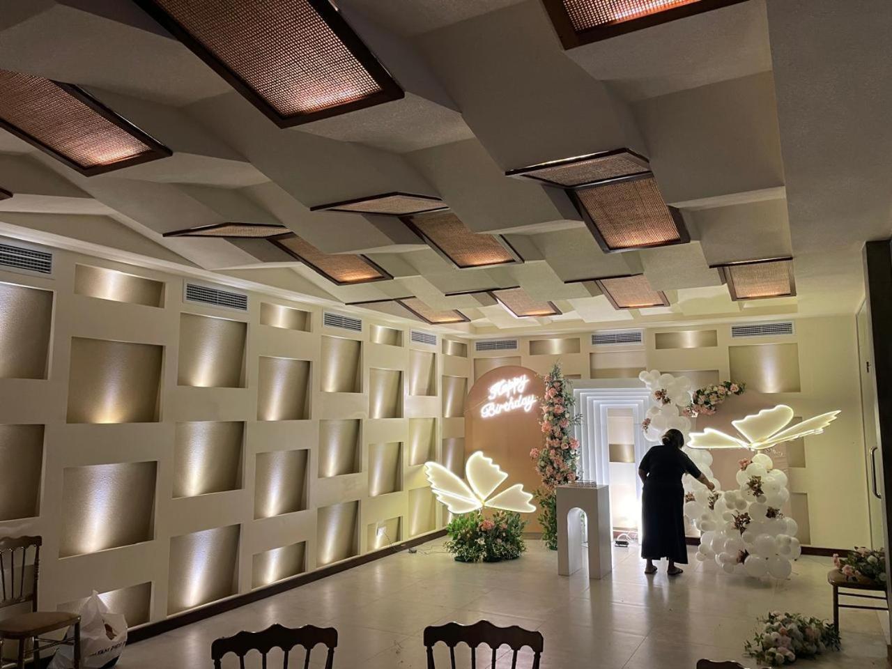 Hotel Grand Amanee Ratnapura Buitenkant foto