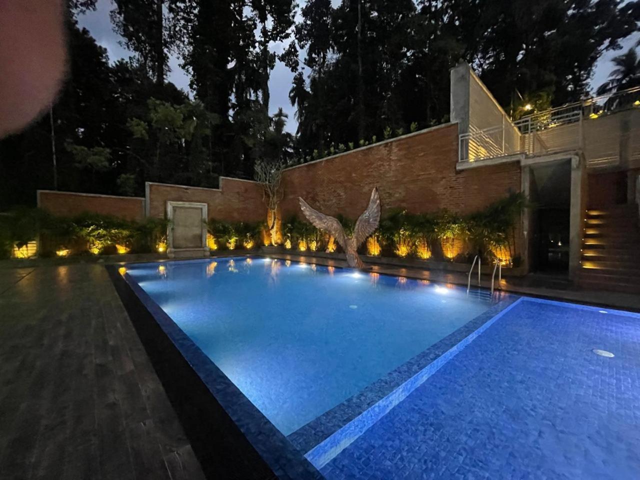 Hotel Grand Amanee Ratnapura Buitenkant foto